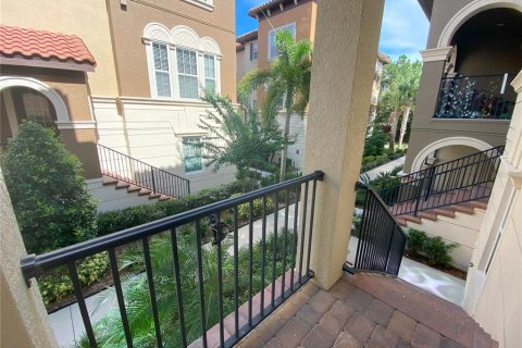 Adosado en alquiler en Lake Mary, Florida, 4 dormitorios, 201.41 m2 № 1872965 - foto 2