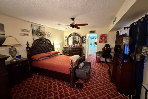 Touwnhouse à vendre à Palm Springs, Floride: 3 chambres, 143.07 m2 № 2084393 - photo 16