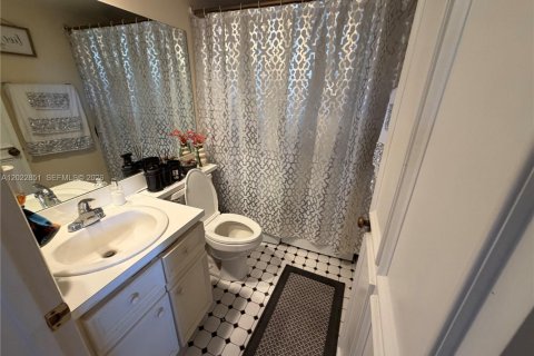 Touwnhouse à vendre à Palm Springs, Floride: 3 chambres, 143.07 m2 № 2084393 - photo 12