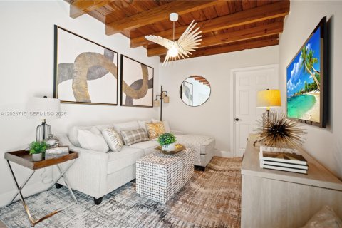 Villa ou maison à vendre à Miami, Floride: 4 chambres, 160.07 m2 № 2084850 - photo 11