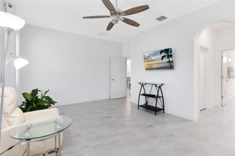 Casa en venta en Oakland, Florida, 3 dormitorios, 185.8 m2 № 1881332 - foto 22