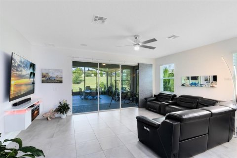 Casa en venta en Oakland, Florida, 3 dormitorios, 185.8 m2 № 1881332 - foto 3