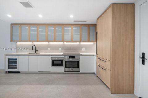 Copropriété à louer à Miami, Floride: 1 chambre, 80.27 m2 № 2383190 - photo 6