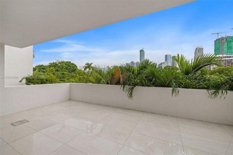 Copropriété à louer à Miami, Floride: 1 chambre, 80.27 m2 № 2383190 - photo 17