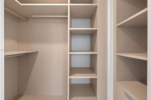 Copropriété à louer à Miami, Floride: 1 chambre, 80.27 m2 № 2383190 - photo 28