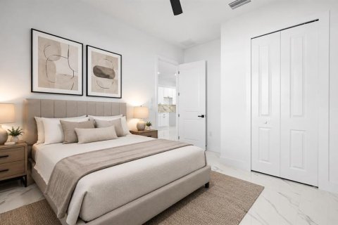 Immobilier commercial à vendre à Cape Coral, Floride: 12 chambres, 232.07 m2 № 2211592 - photo 13