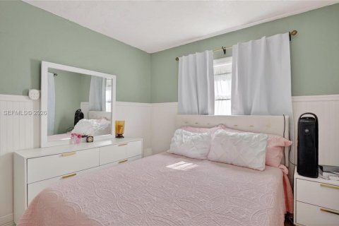 Casa en venta en Miami Gardens, Florida, 3 dormitorios, 199.83 m2 № 2185869 - foto 14