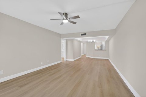 Купить кондоминиум в Бока-Ратон, Флорида 3 комнаты, 130.06м2, № 2246246 - фото 11