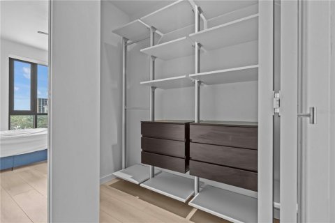 Снять в аренду кондоминиум в Клируотер, Флорида 4 комнаты, 117.89м2, № 1886735 - фото 14