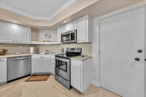 Купить кондоминиум в Холливуд, Флорида 2 спальни, 104.05м2, № 1995603 - фото 4