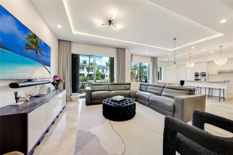 Купить виллу или дом в Авентура, Флорида 4 спальни, 301.93м2, № 2051969 - фото 4