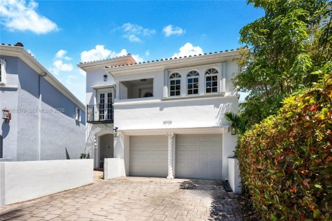Купить виллу или дом в Авентура, Флорида 4 спальни, 301.93м2, № 2051969 - фото 19
