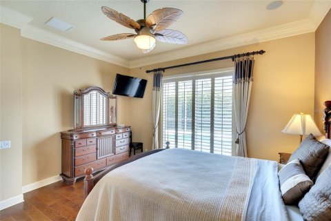 House in Bradenton, Florida 2 bedrooms, 152.27 sq.m. № 2232191 - photo 14