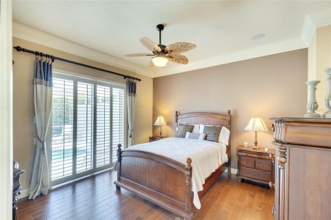 House in Bradenton, Florida 2 bedrooms, 152.27 sq.m. № 2232191 - photo 13