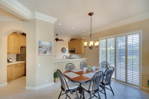 House in Bradenton, Florida 2 bedrooms, 152.27 sq.m. № 2232191 - photo 11