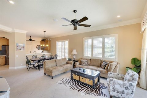 House in Bradenton, Florida 2 bedrooms, 152.27 sq.m. № 2232191 - photo 9