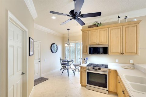 House in Bradenton, Florida 2 bedrooms, 152.27 sq.m. № 2232191 - photo 7