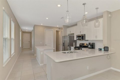 Villa ou maison à louer à Bradenton, Floride: 3 chambres, 166.3 m2 № 1904941 - photo 9
