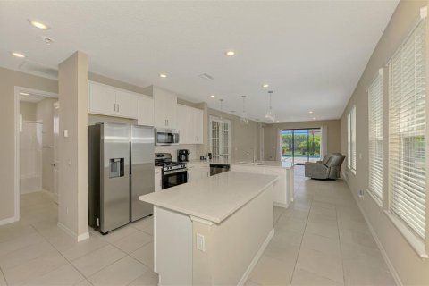 House in Bradenton, Florida 3 bedrooms, 166.3 sq.m. № 1904941 - photo 6