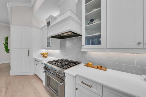 Villa ou maison à vendre à Sarasota, Floride: 4 chambres, 385.73 m2 № 1580985 - photo 17