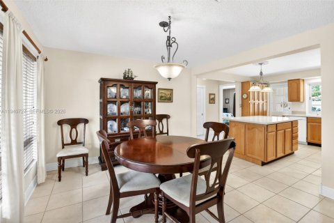 Villa ou maison à vendre à Plantation, Floride: 4 chambres, 186.83 m2 № 1999244 - photo 12