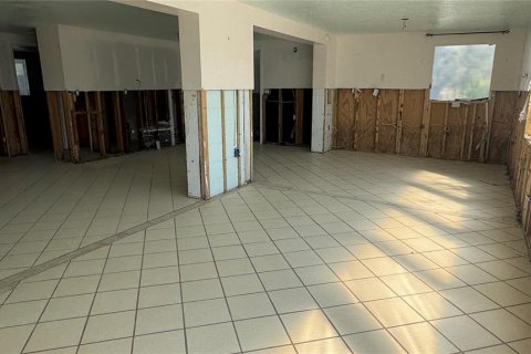 House in Longboat Key, Florida 3 bedrooms, 115.29 sq.m. № 1855857 - photo 9