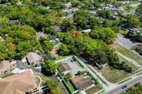 Commercial property in Tampa, Florida 167.6 sq.m. № 1631862 - photo 1