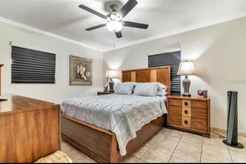 Commercial property in Tampa, Florida 167.6 sq.m. № 1631862 - photo 23