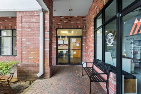 Propiedad comercial en venta en Davie, Florida № 1940400 - foto 3