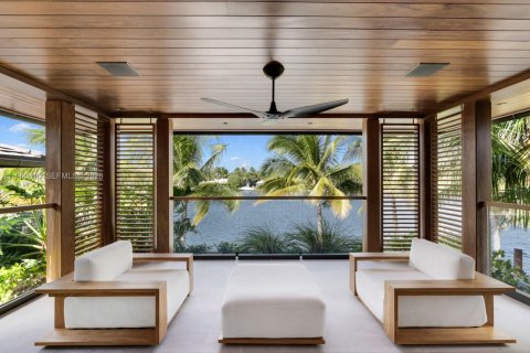 Villa ou maison à vendre à Coral Gables, Floride: 6 chambres, 744.7 m2 № 2025072 - photo 23