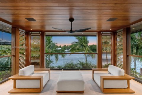 Villa ou maison à vendre à Coral Gables, Floride: 6 chambres, 744.7 m2 № 2025072 - photo 28