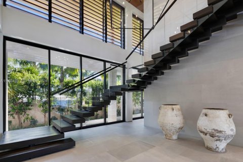 Villa ou maison à vendre à Coral Gables, Floride: 6 chambres, 744.7 m2 № 2025072 - photo 12