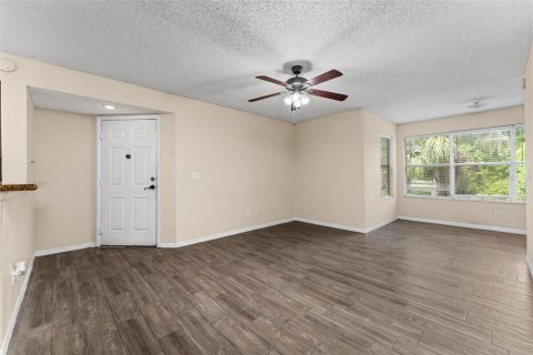 Condo in Orlando, Florida, 1 bedroom  № 1651251 - photo 17