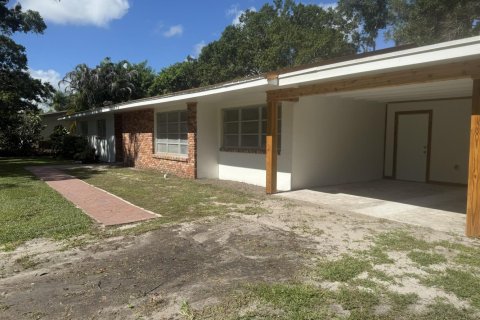 Casa en venta en Vero Beach, Florida, 3 dormitorios, 199.28 m2 № 2246727 - foto 3