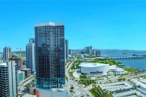 Снять в аренду кондоминиум в Майами, Флорида 1 спальня, 74.88м2, № 1858621 - фото 16