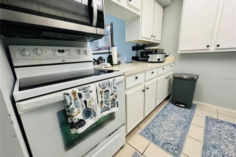 Copropriété à louer à Cortez, Floride: 2 chambres, 112.6 m2 № 2284713 - photo 11