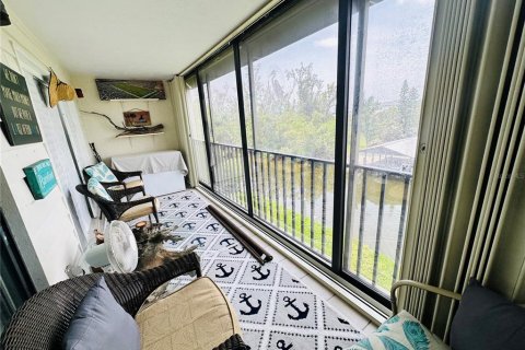 Copropriété à louer à Cortez, Floride: 2 chambres, 112.6 m2 № 2284713 - photo 6