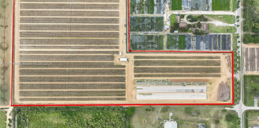 Коммерческая недвижимость в Майами, Флорида № 1984989