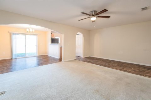 Townhouse in Jacksonville, Florida 3 bedrooms, 154.31 sq.m. № 1546715 - photo 7