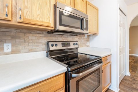 Townhouse in Jacksonville, Florida 3 bedrooms, 154.31 sq.m. № 1546715 - photo 14
