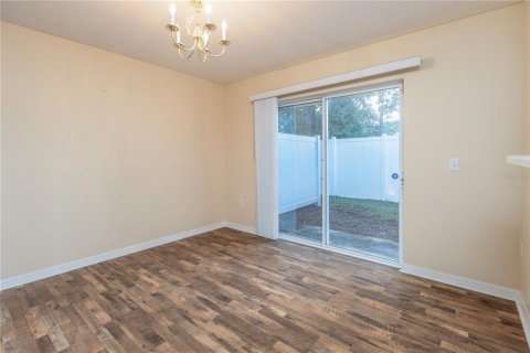Townhouse in Jacksonville, Florida 3 bedrooms, 154.31 sq.m. № 1546715 - photo 10