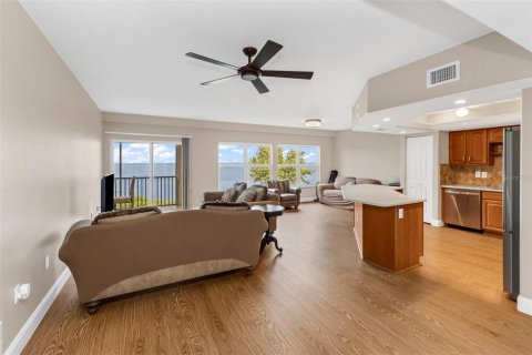 Copropriété à vendre à Punta Gorda, Floride: 2 chambres, 142.14 m2 № 2415109 - photo 12
