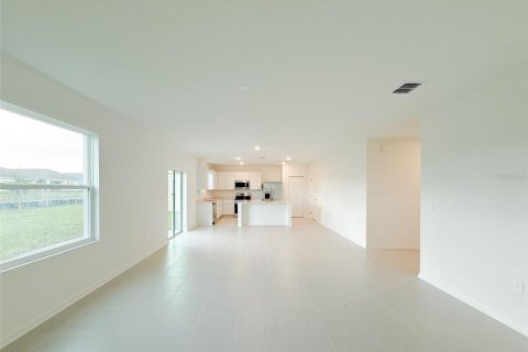 Casa en alquiler en Kissimmee, Florida, 4 dormitorios, 243.96 m2 № 1912313 - foto 15
