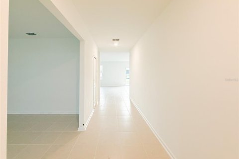 Casa en alquiler en Kissimmee, Florida, 4 dormitorios, 243.96 m2 № 1912313 - foto 6