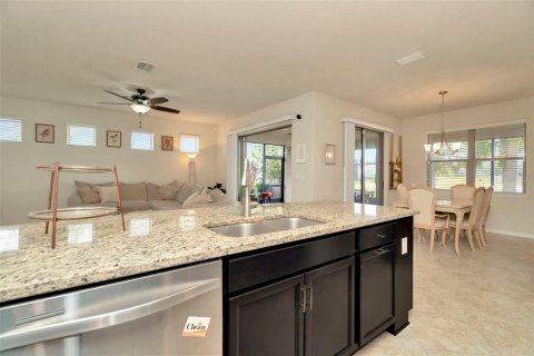 House in Wimauma, Florida 4 bedrooms, 185.25 sq.m. № 1723914 - photo 29
