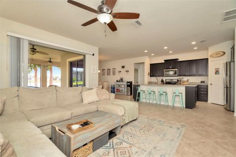 House in Wimauma, Florida 4 bedrooms, 185.25 sq.m. № 1723914 - photo 21