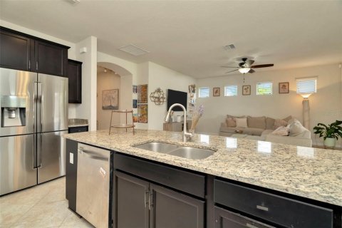 House in Wimauma, Florida 4 bedrooms, 185.25 sq.m. № 1723914 - photo 28