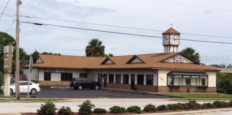Propiedad comercial en South Daytona, Florida 359.53 m2 № 1531931