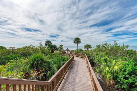 Condominio en alquiler en Longboat Key, Florida, 2 dormitorios, 198.35 m2 № 1540436 - foto 19