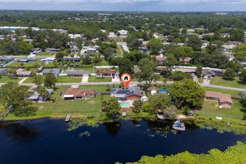 Villa ou maison à vendre à Deltona, Floride: 3 chambres, 185.06 m2 № 1823108 - photo 5